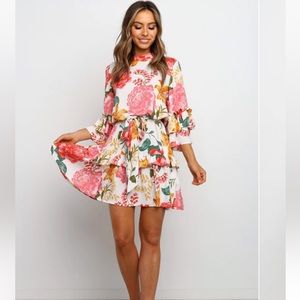 Petal & Pup Petra Dress NWOT Size Small